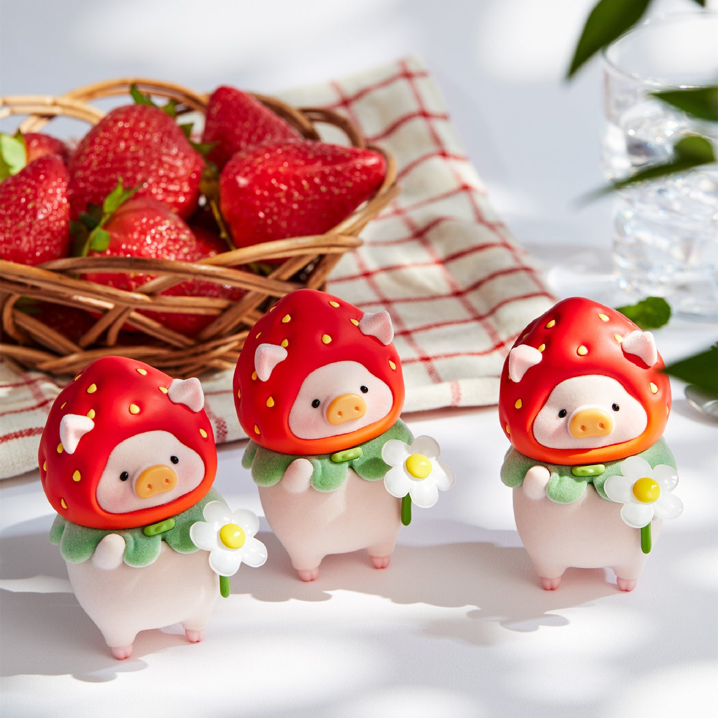 Lulu The Piggy Fruit Series Blind Box Limited Figures Strawberry Pig Figurine Popular Collectible Art Toy Hot Toys Cute Creative Gift